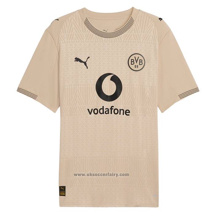 Borussia Dortmund Goalkeeper Shirt Special Shirt 2025-2026 Brown